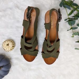 Express | Green Wooden thick heel Wedge